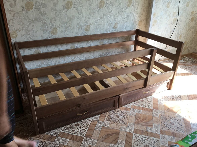 Кровать-диван Велес Кадет с ящиками